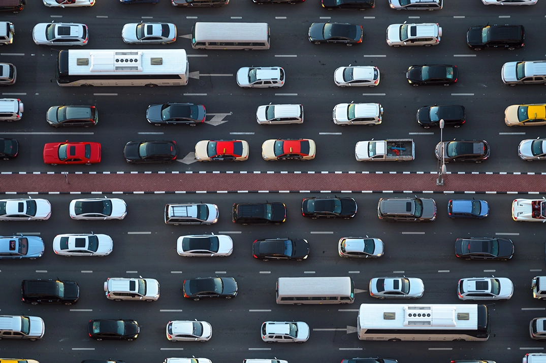 What Do You Do When You Encounter Vehicle Obstructions in the UAE?