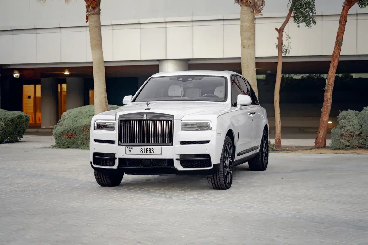 Rolls-Royce Cullinan 2023 available through primerentalcar.com