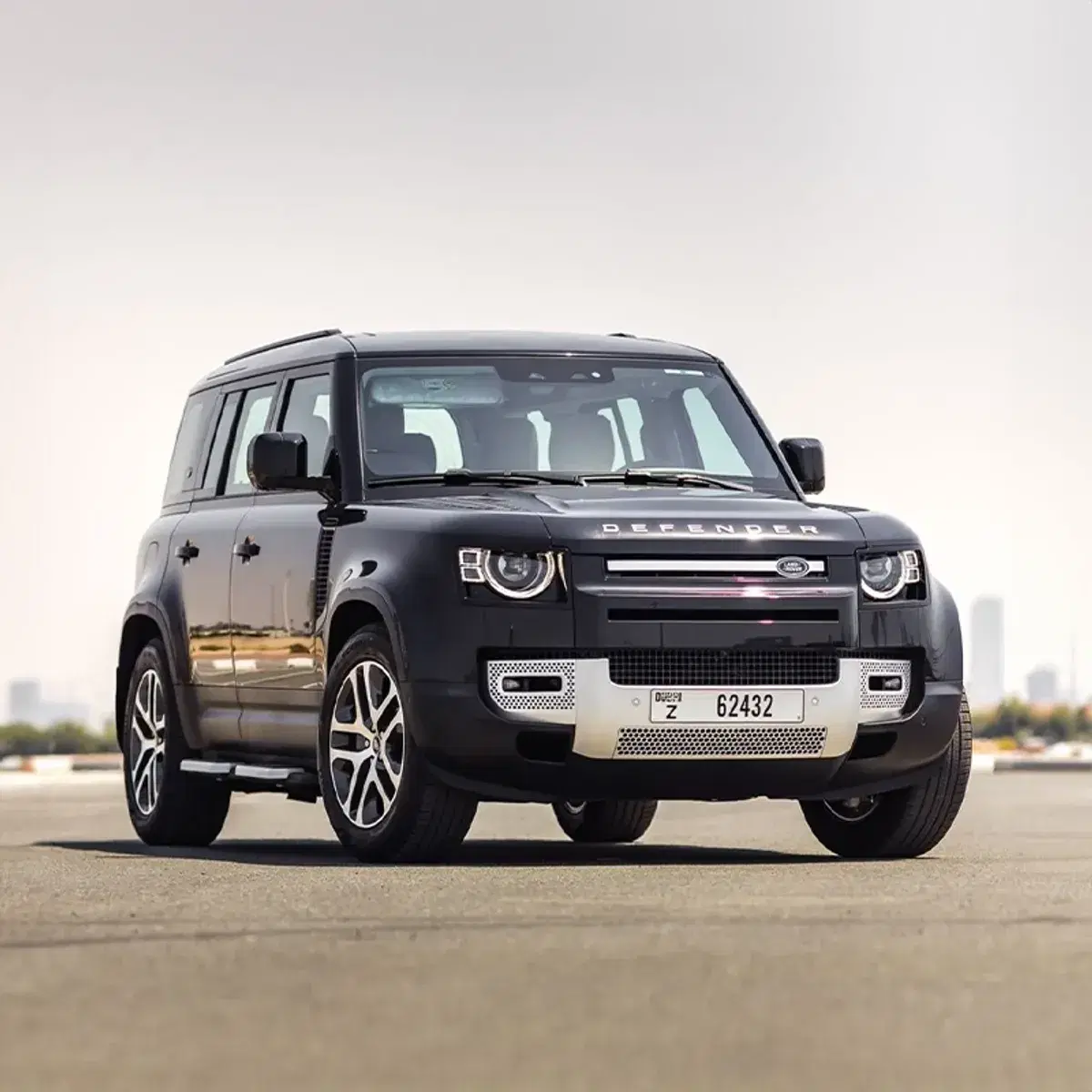 Land Rover Defender available through primerentalcar.com