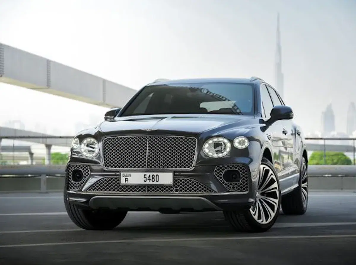 Bentley Bentayga 2022 available through primerentalcar.com